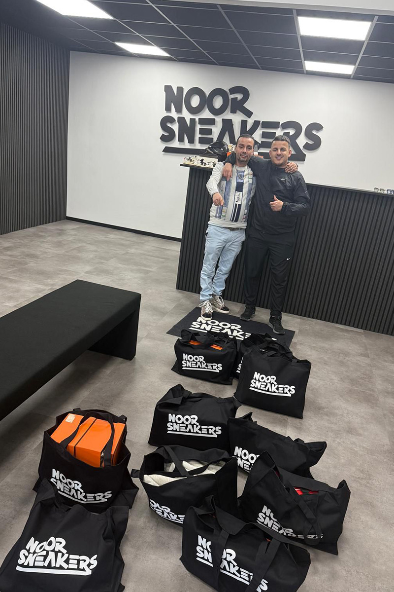 NoorSneakers_0003_WhatsApp Image 2025-09-25 at 16.09.03 (1)